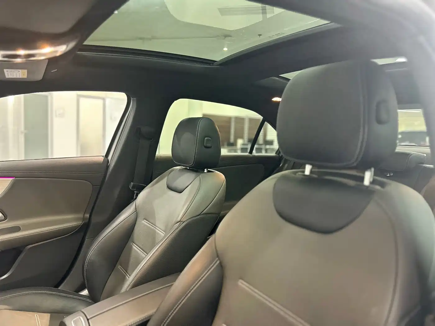 Mercedes-Benz A-Class AMG 2022 AMG A 35 L 4MATIC фото 16