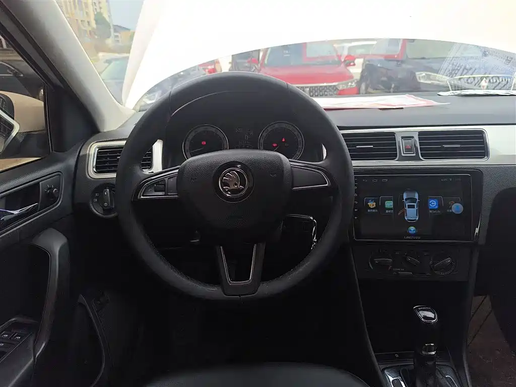 Škoda Rapid 2019 1.5L Automatic Comfort China V фото 11