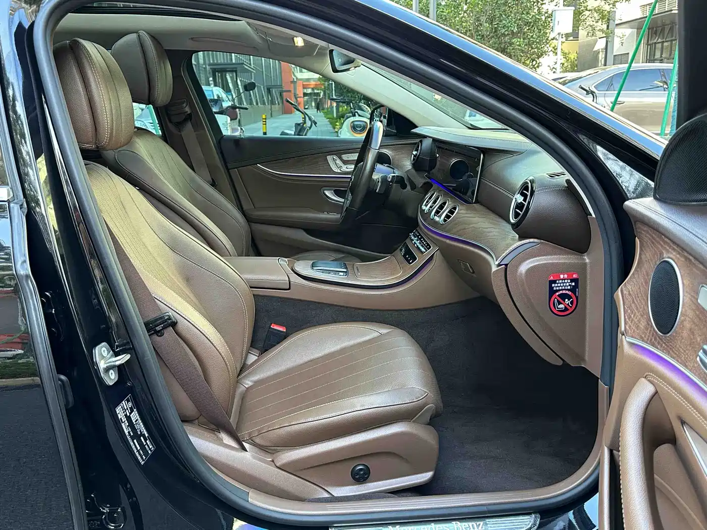 Mercedes-Benz E-Class 2021 E 300 L Fashion фото 8