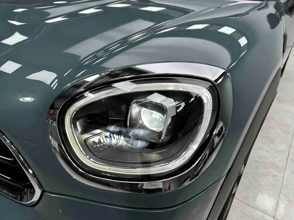 صورة 22 - MINI COUNTRYMAN