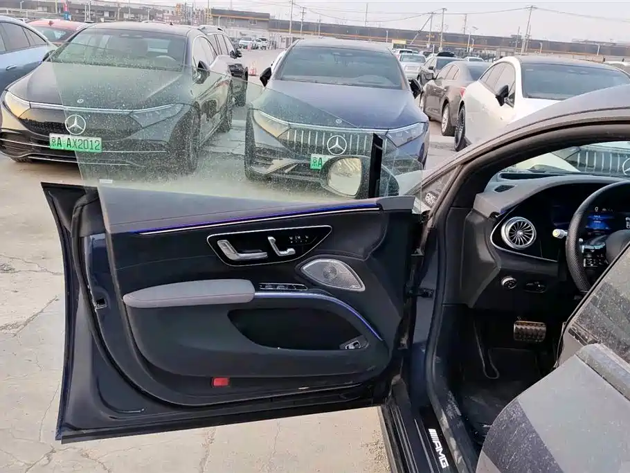 MERCEDES-BENZ EQS AMG