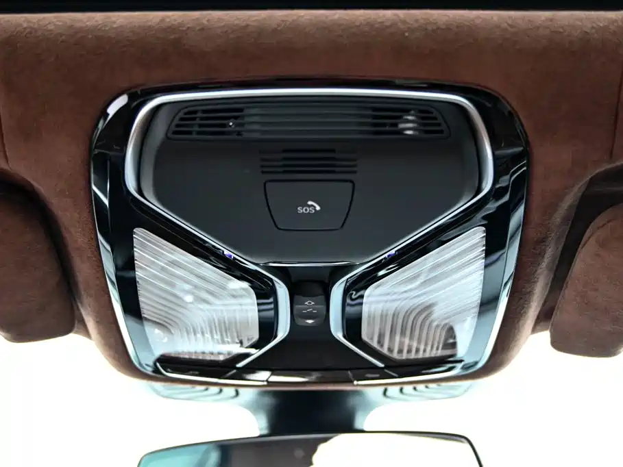 BMW 7 Series 2019 Facelift 740Li xDrive Executive M Sport Package фото 36