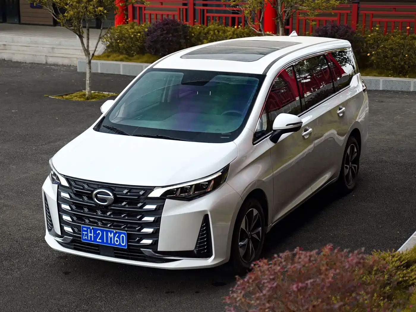GAC Trumpchi Trumpchi M6 2023 PRO 270T DCT Premium Edition