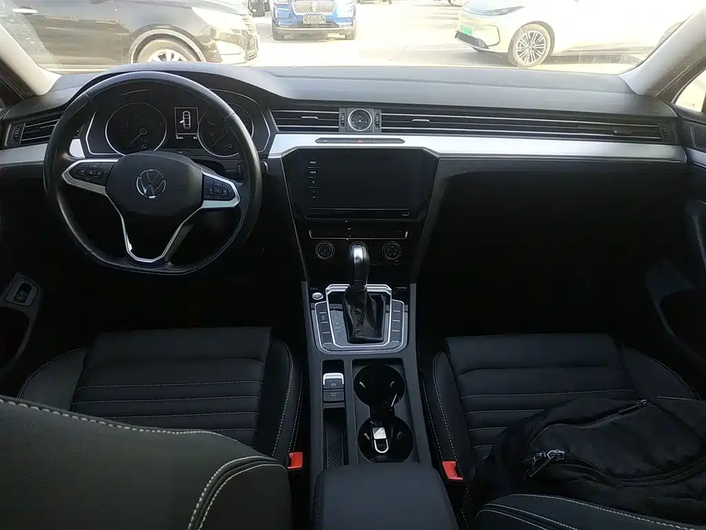 Volkswagen Magotan 2020 280TSI DSG Comfort фото 5