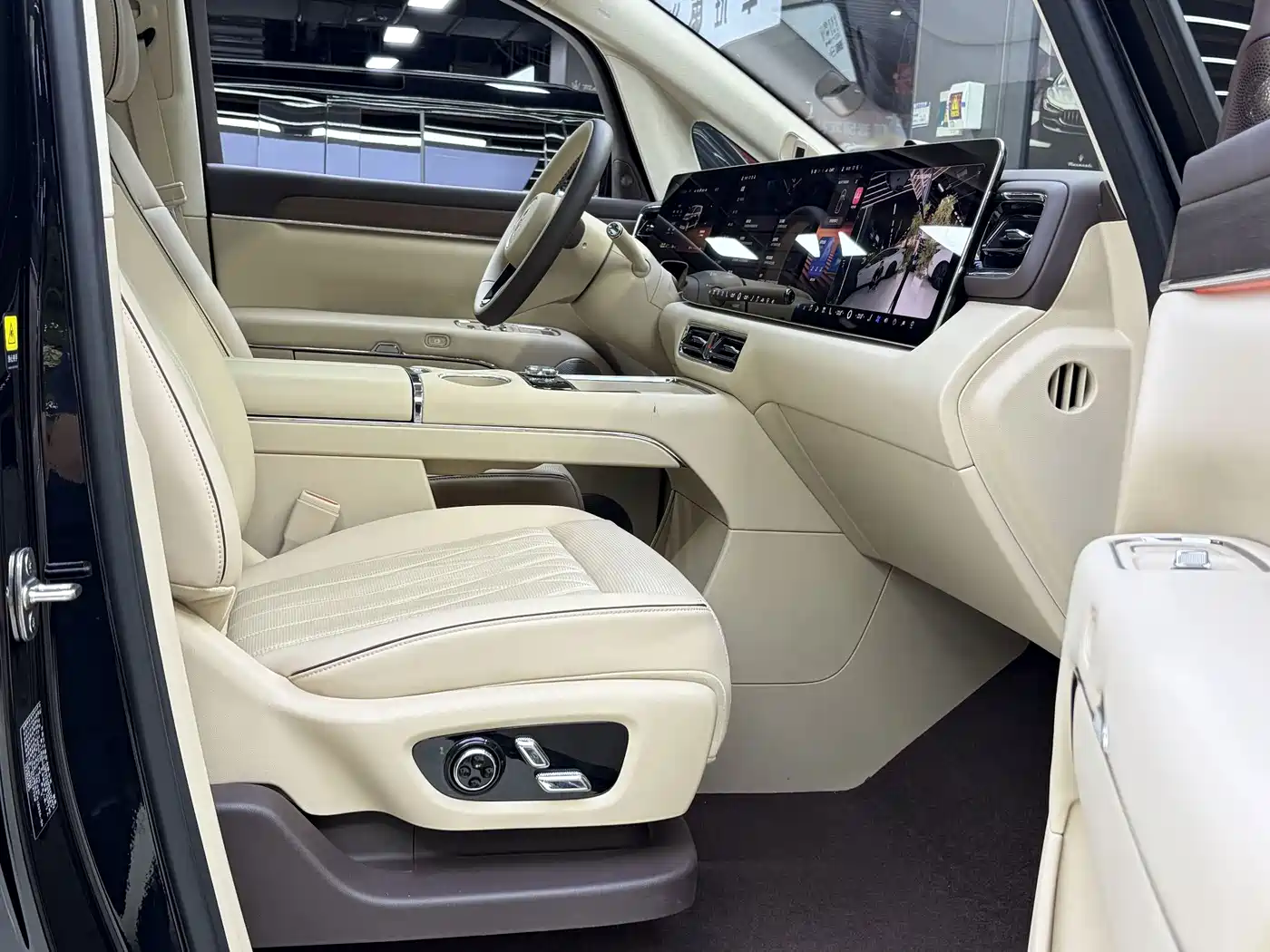 Zhijie Zunjie MPV 2026 2026 Model Mid-Range Edition