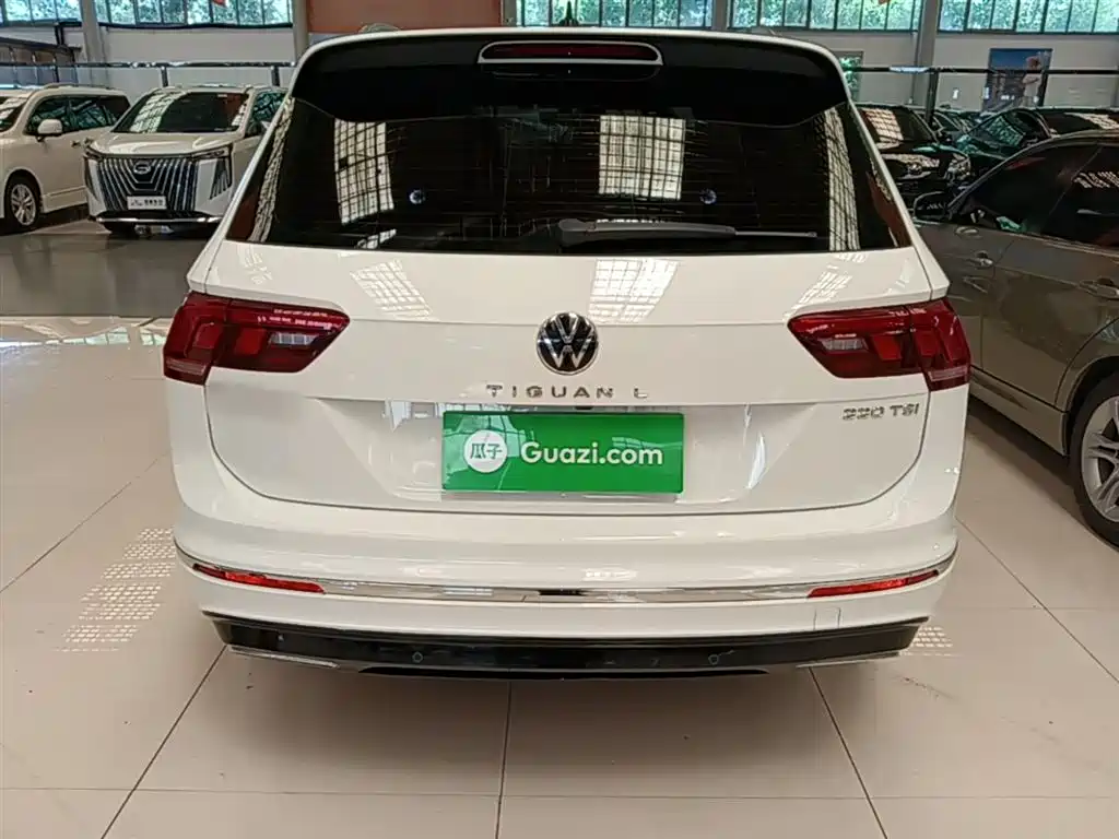 Volkswagen Tiguan L 2021 330TSI Automatic 2WD R-Line Premium фото 6