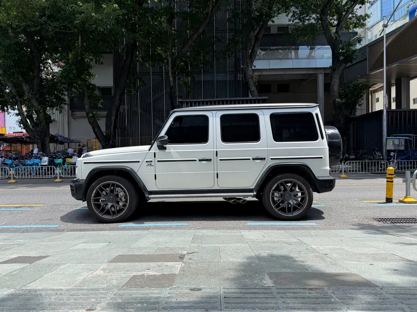 Mercedes-Benz G-Class AMG 2022 AMG G 63 55th Anniversary Edition фото 3