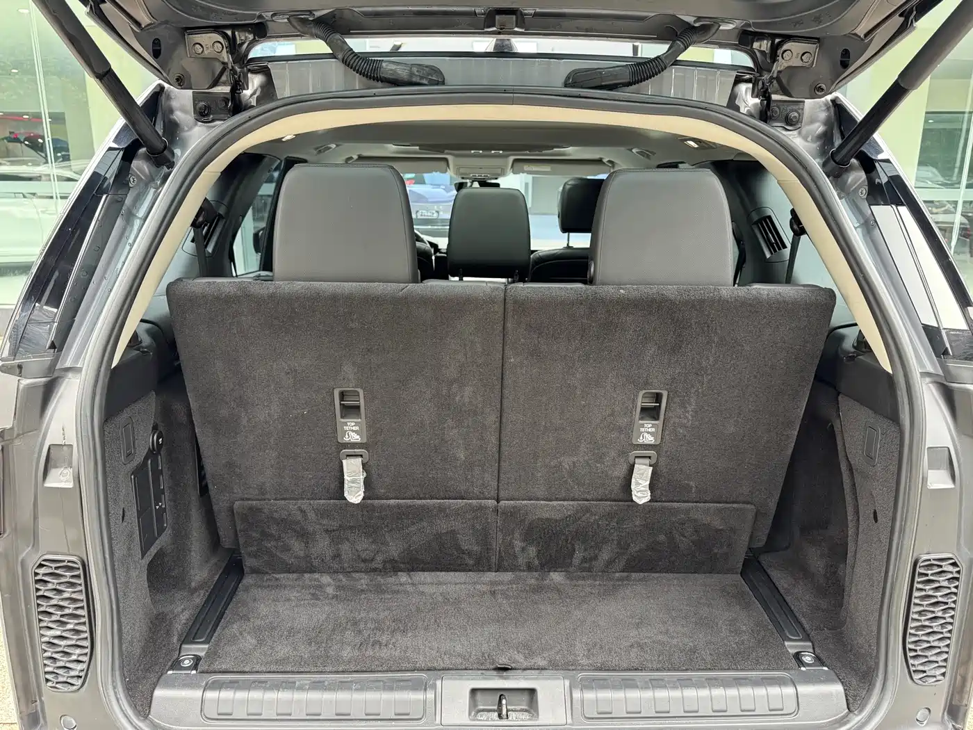 Фото 21 - Land Rover Discovery
