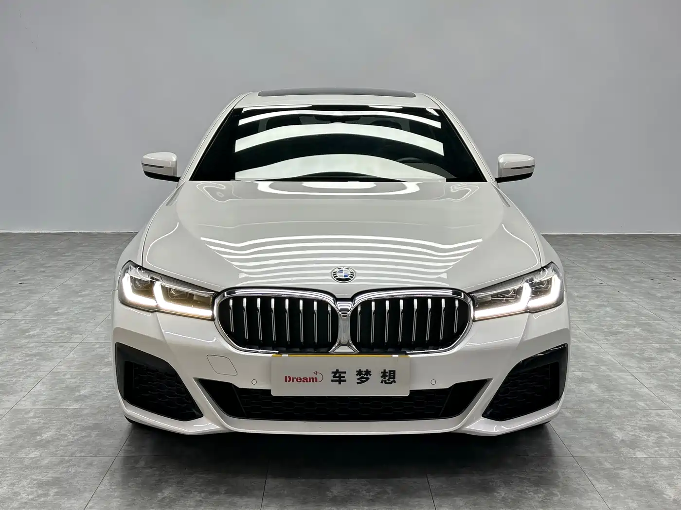 BMW 5 Series 2023 530Li Leading M Sport Package фото 2