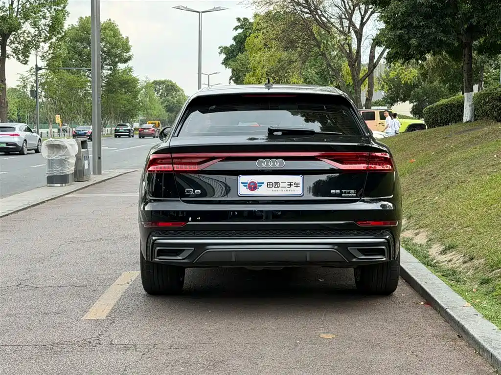 Audi Q8 2021 Model 55 TFSI Premium Dynamic фото 5