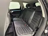 Фото 26 - Volkswagen Touareg