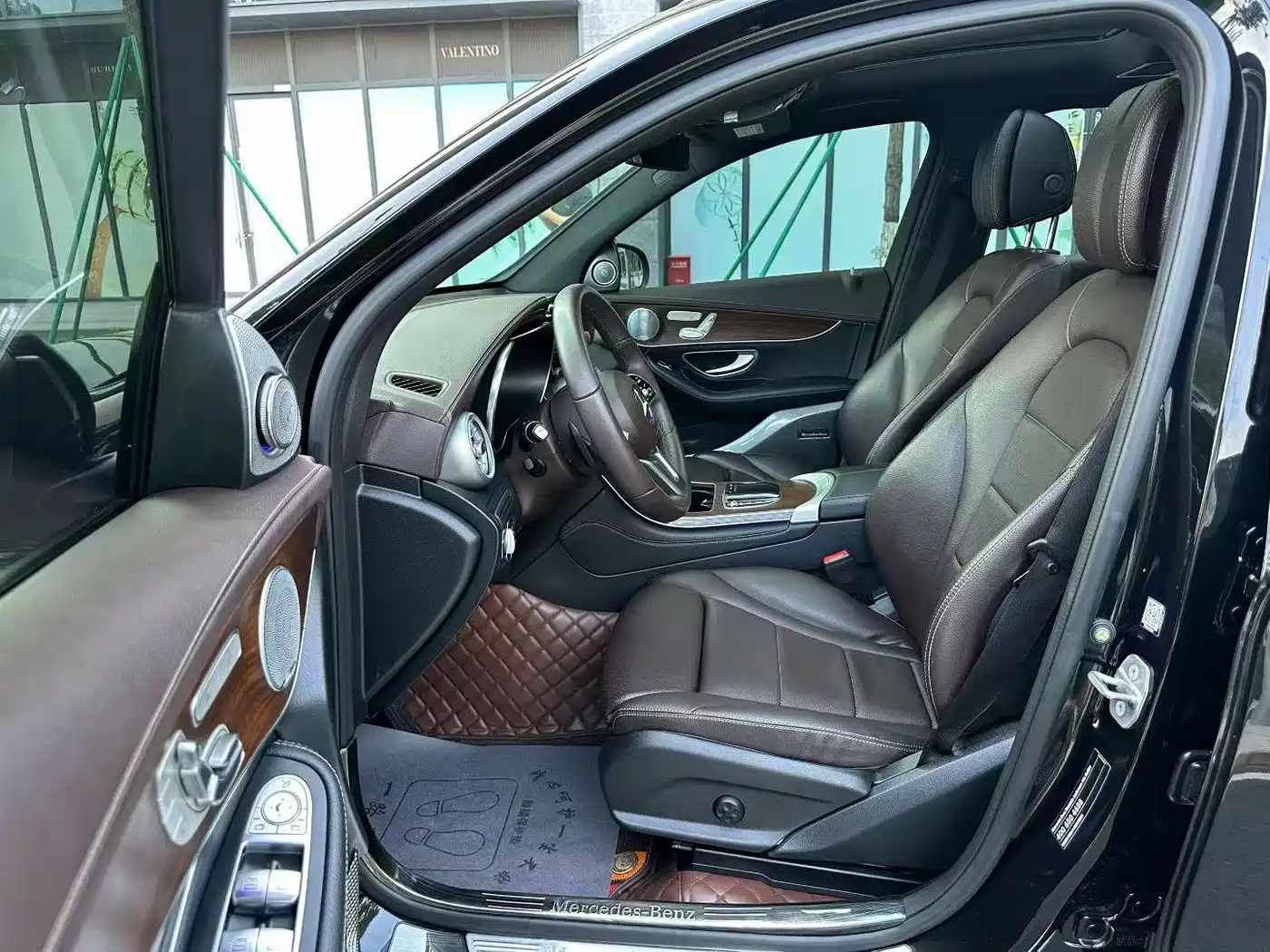 Mercedes-Benz GLC 2021 GLC 300 L 4MATIC Sporty фото 4