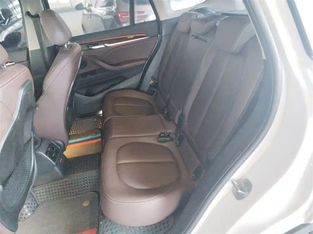 BMW X1 2020 xDrive25Li Premium Edition фото 17