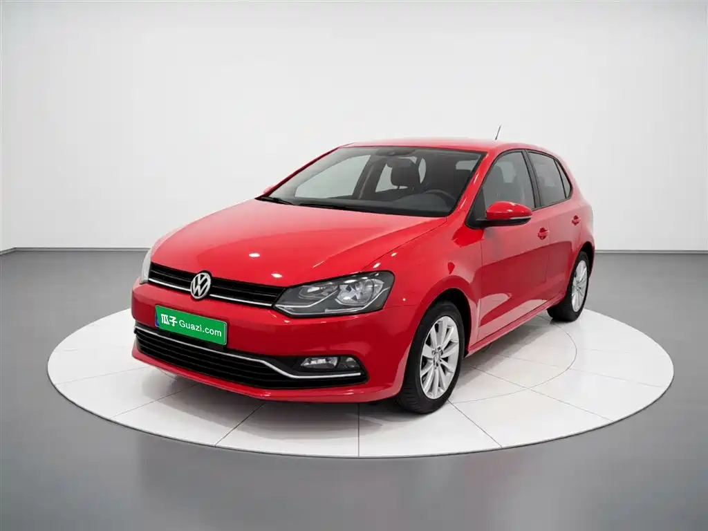 Volkswagen Polo 2014 1.6L Automatic Comfort Edition фото 2