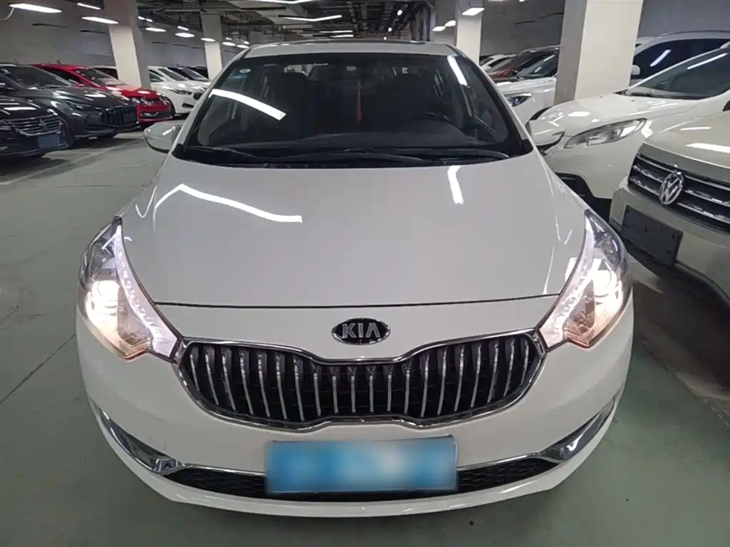 Kia K3 2015 1.6L Automatic GLS фото 3
