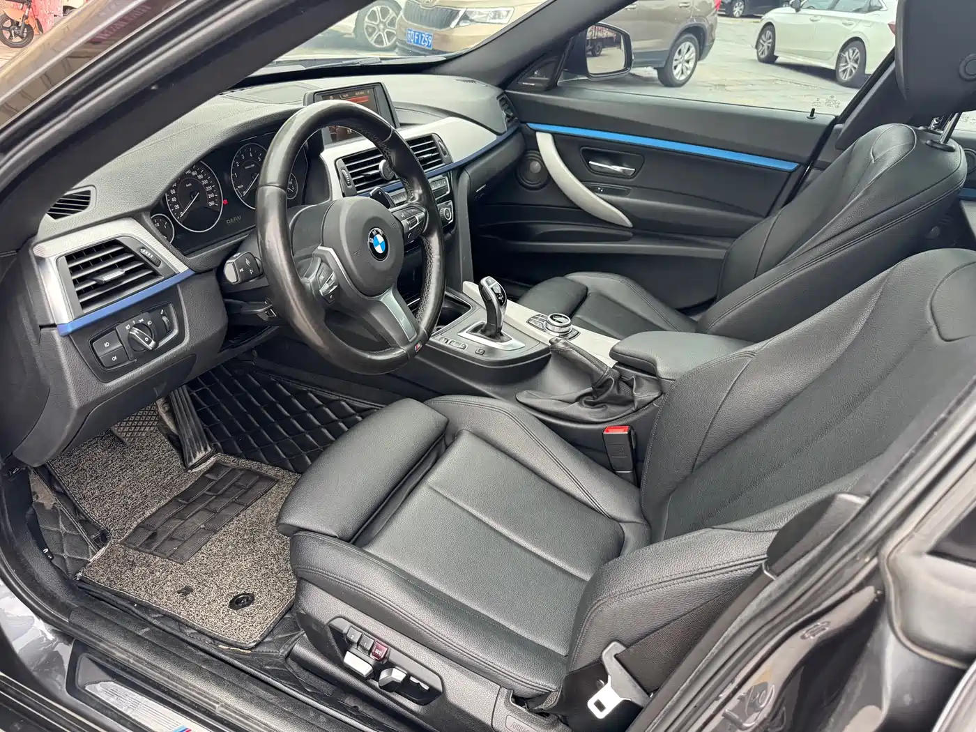 BMW 3 Series GT 2018 320i M Sport фото 7