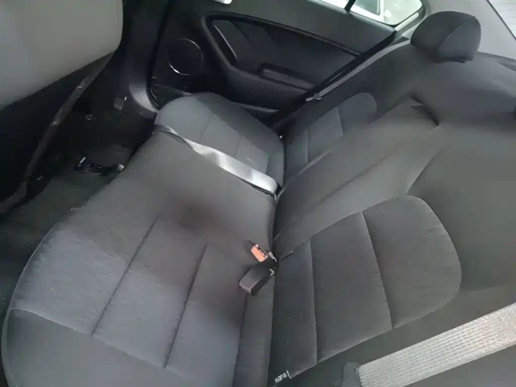 Kia K3 2015 1.6L Automatic GLS фото 17