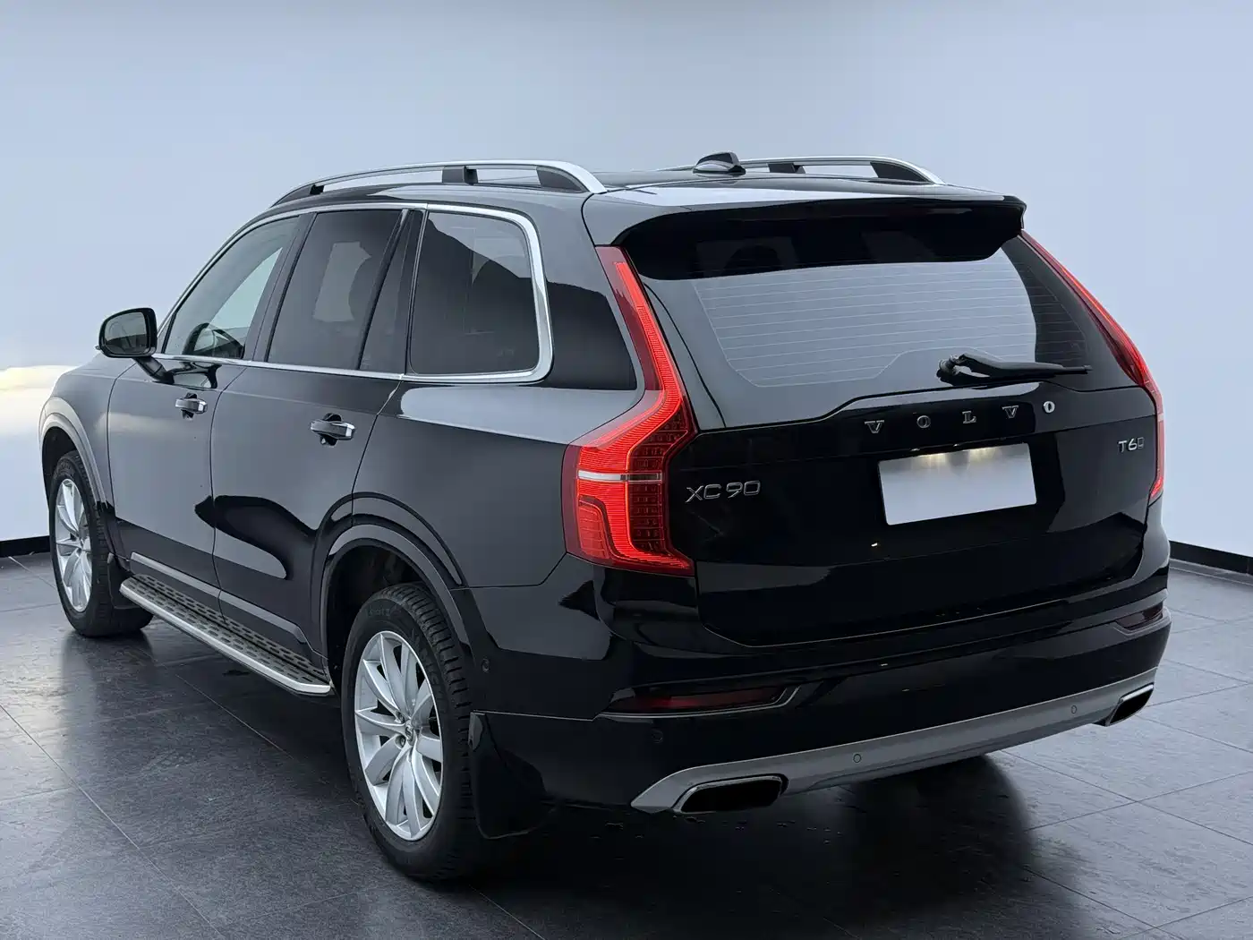 Фото 12 - Volvo XC90