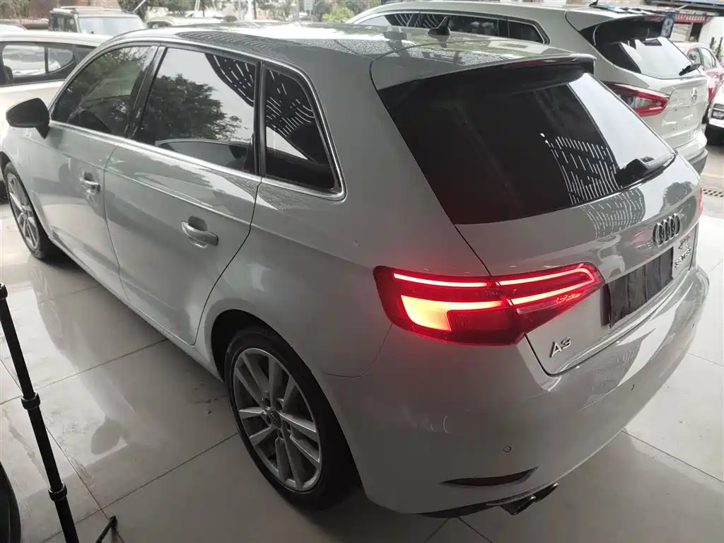 Audi A3 2019 Sportback 35 TFSI Progressive China V фото 5