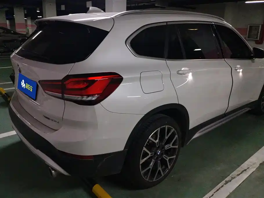 BMW X1 2022 xDrive25Li Premium фото 3