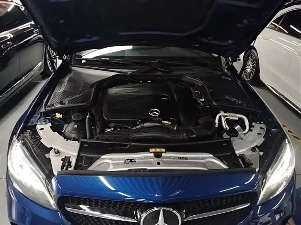 MERCEDES-BENZ CLASS C
