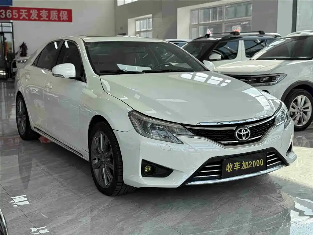 Toyota Reiz 2013 2.5V Premium Edition фото 3