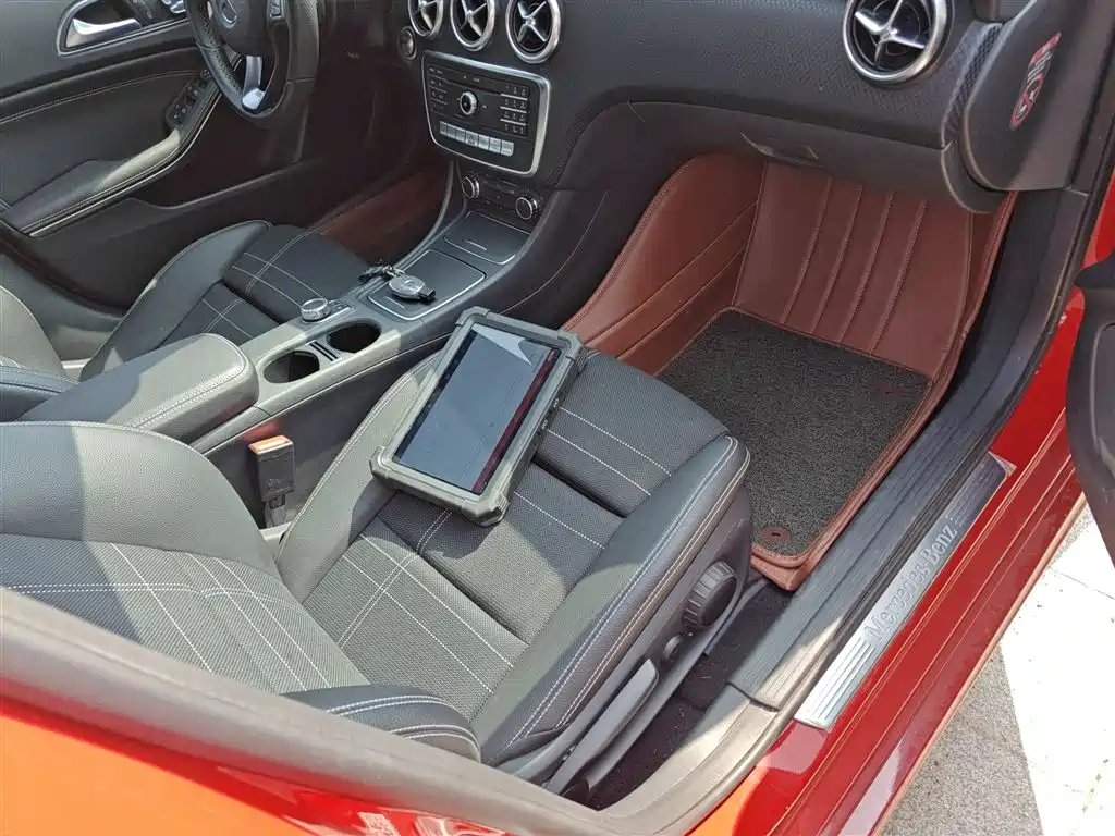 Mercedes-Benz A-Class (Import) 2017 Facelift A 200 Fashion фото 19