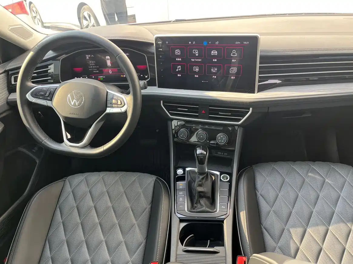 Volkswagen Sagitar 2024 300TSI DSG Surpass Edition фото 19