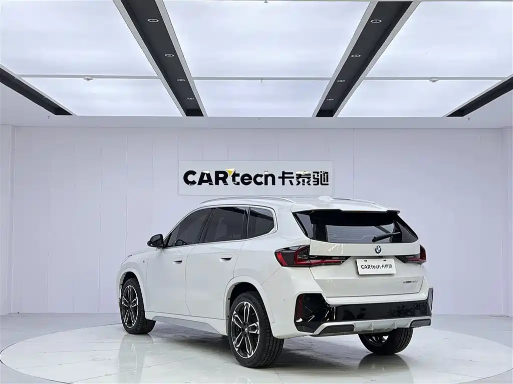 BMW X1 2024 sDrive25Li M Sport Package фото 7