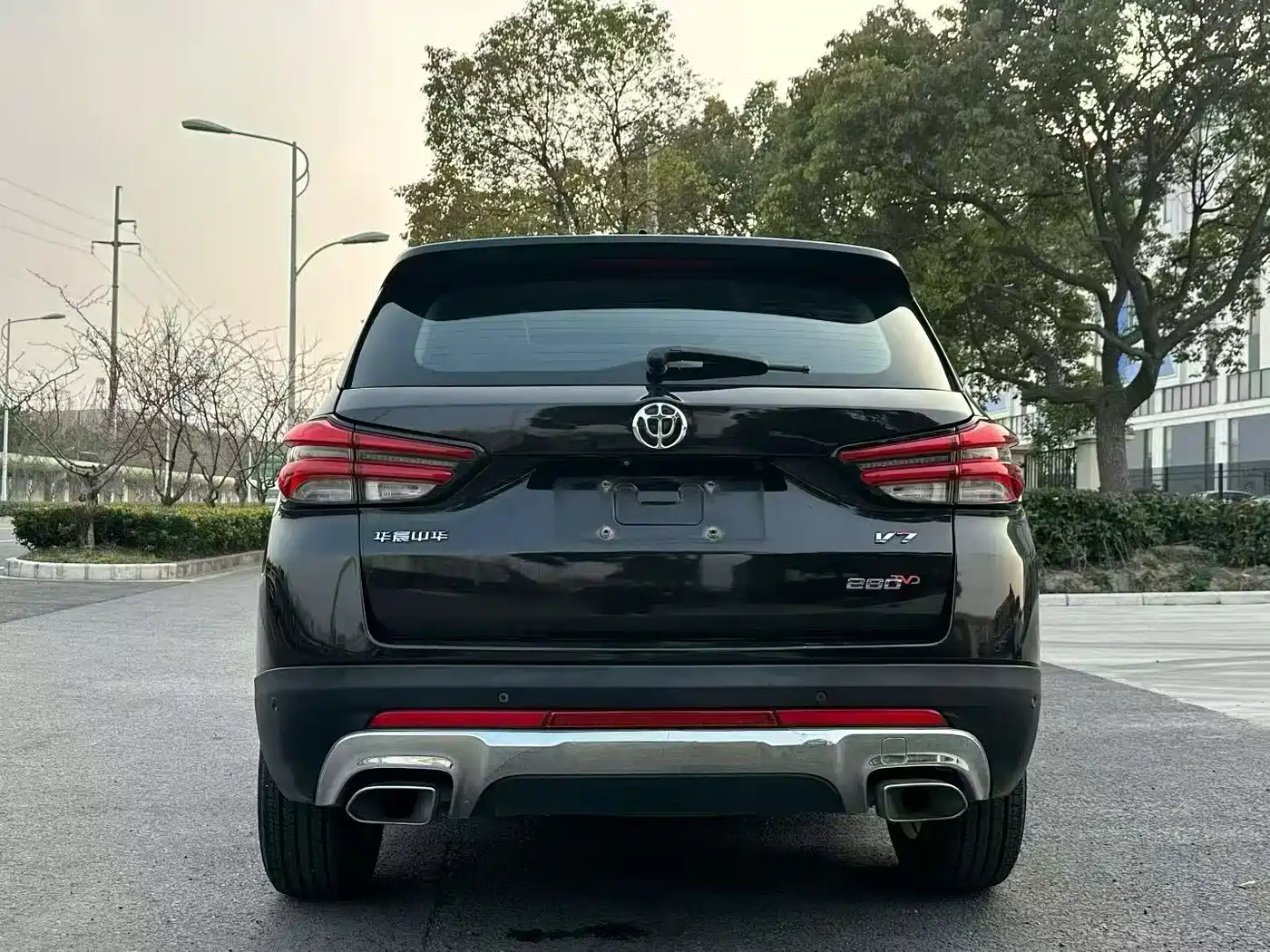 Zhonghua V7 2019 2018 280T DCT Luxury 5-seater