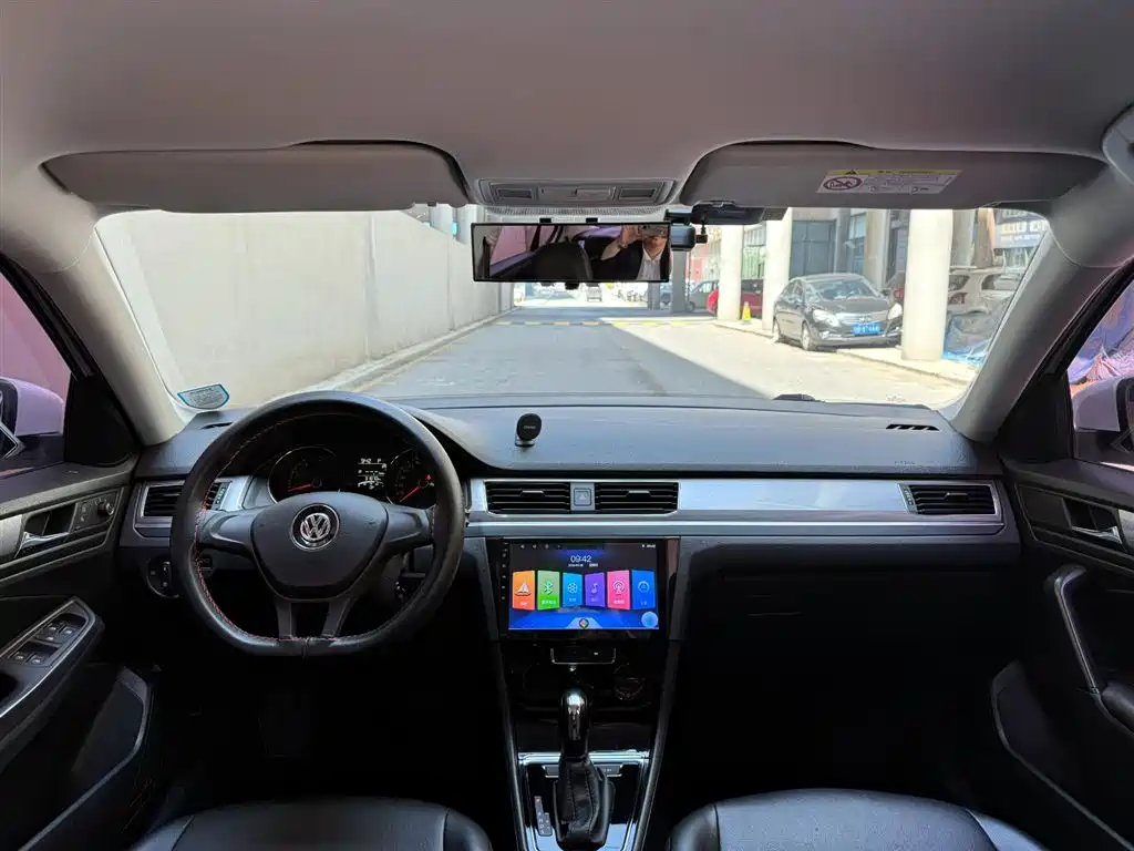 Volkswagen Bora 2019 Facelift 1.5L Automatic Fashion China VI фото 11