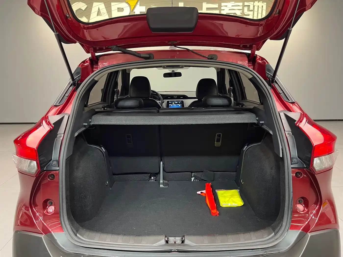Nissan Kicks 2018 2019 1.5L CVT Smart Connect Luxury Edition