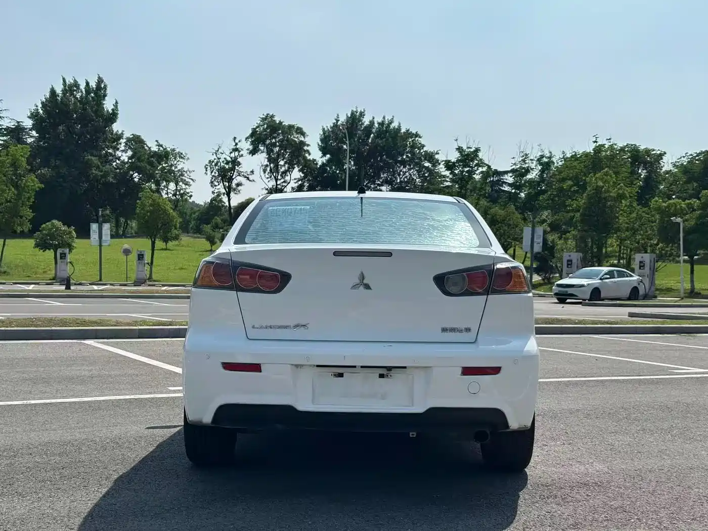 Mitsubishi Lancer EX 2013 ZhiShang Edition 1.8L CVT Luxury фото 5