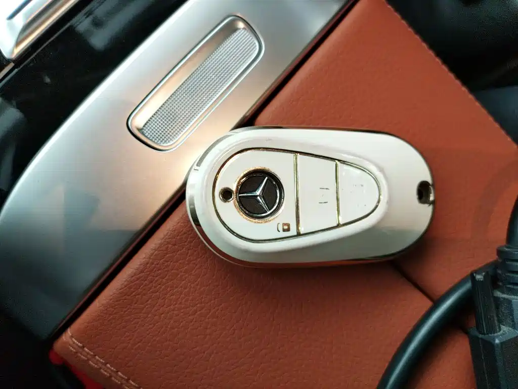 Mercedes-Benz C-Class 2023 C 260 L Sport фото 17