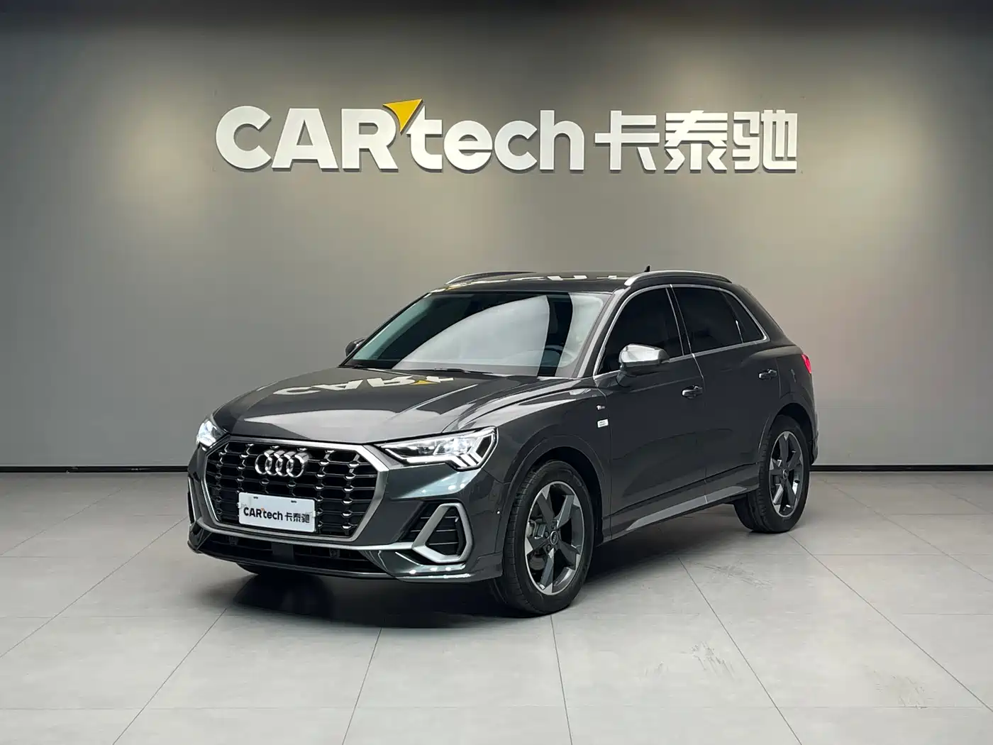 Audi Q3 2023 35 TFSI Fashion Dynamic Model (1.5T)