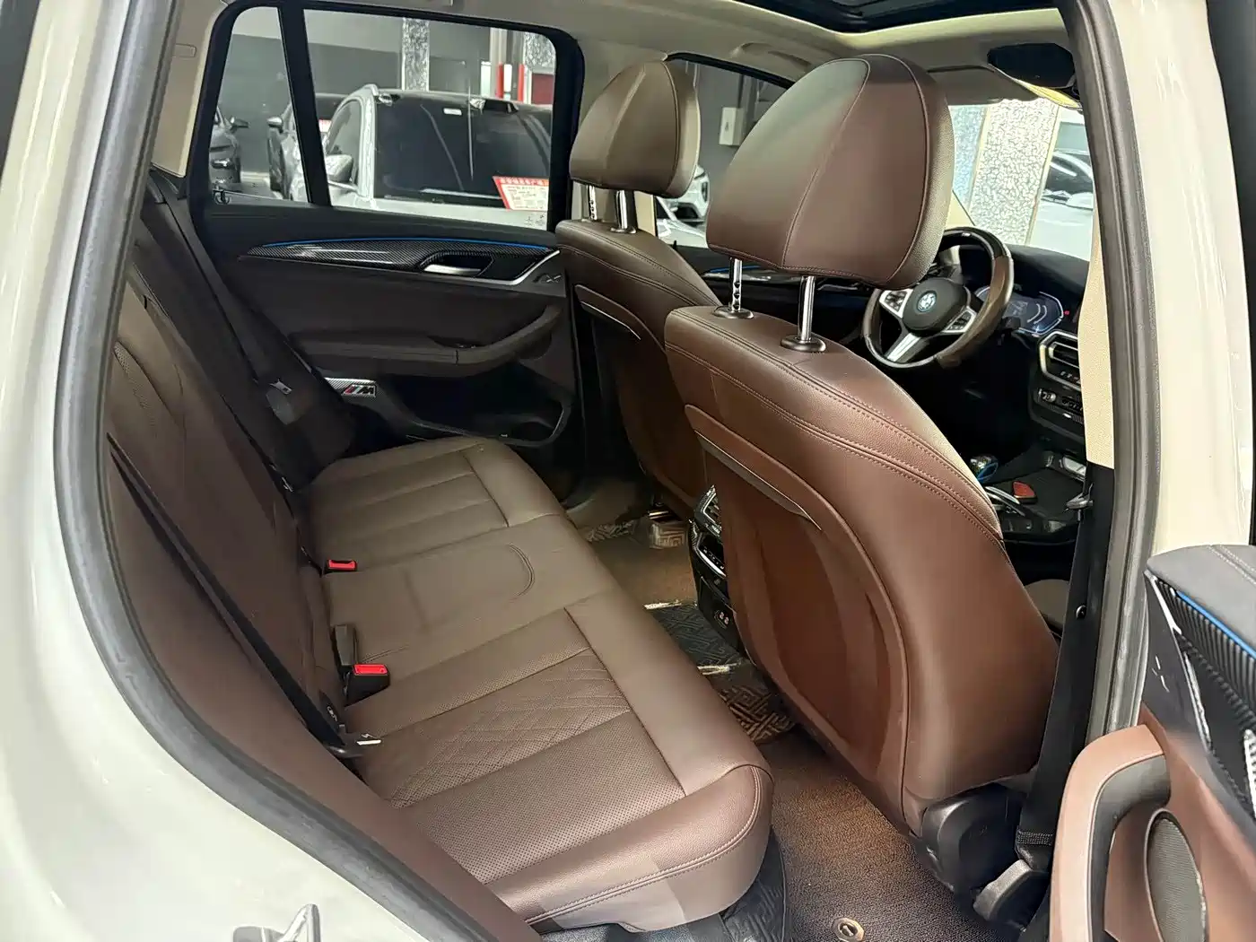 BMW iX3 2022 Leading Edition фото 14