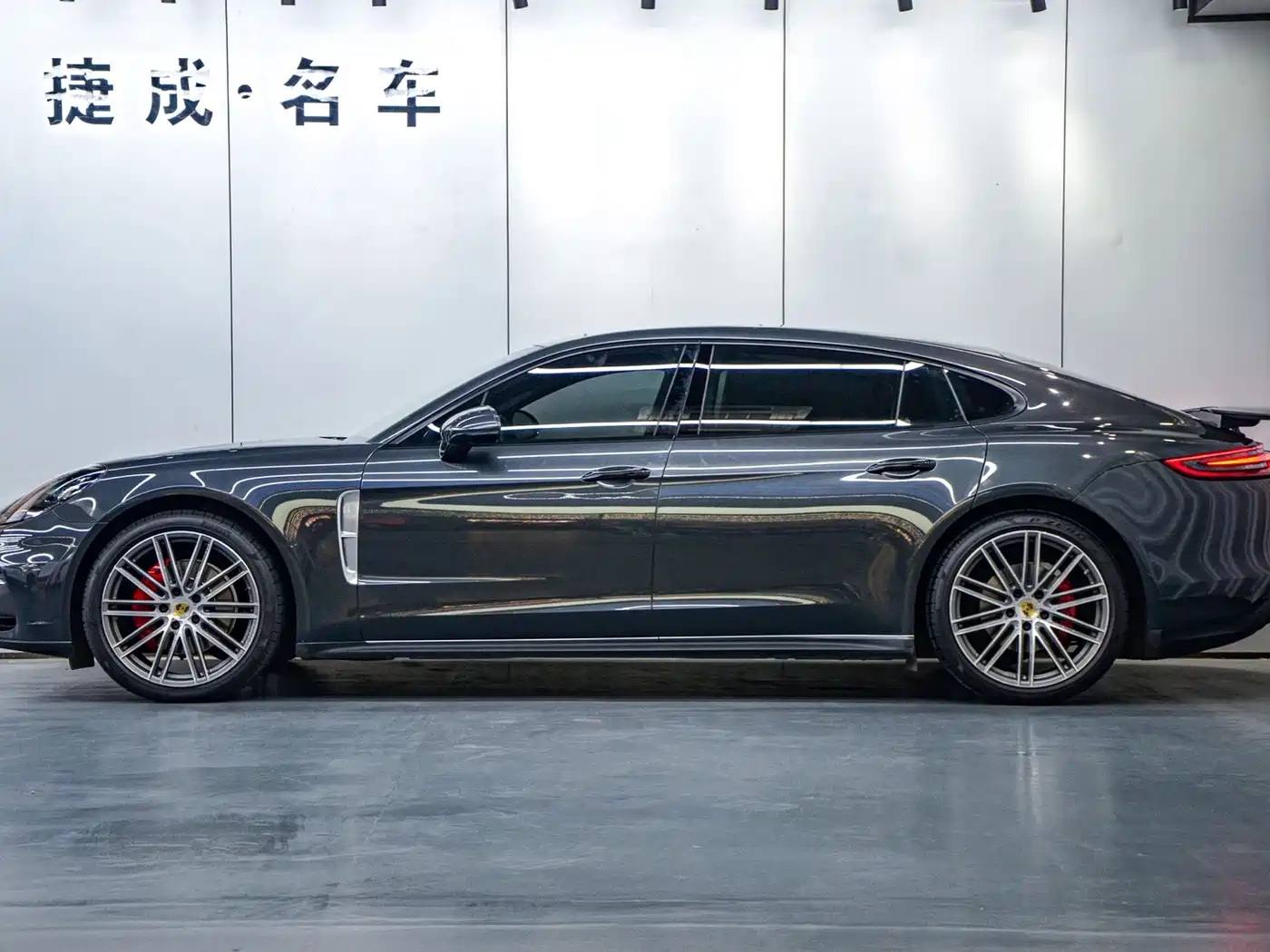 Porsche Panamera 2019 Panamera Executive Long Wheelbase 2.9T фото 3