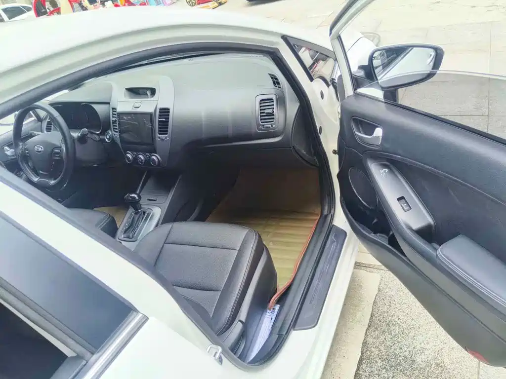 Kia K3S 2015 2014 1.6L Automatic GLS
