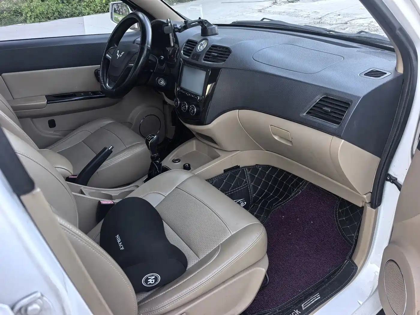 Wuling Motors Wuling Hongguang 2015 2014 1.2L S Comfort China IV
