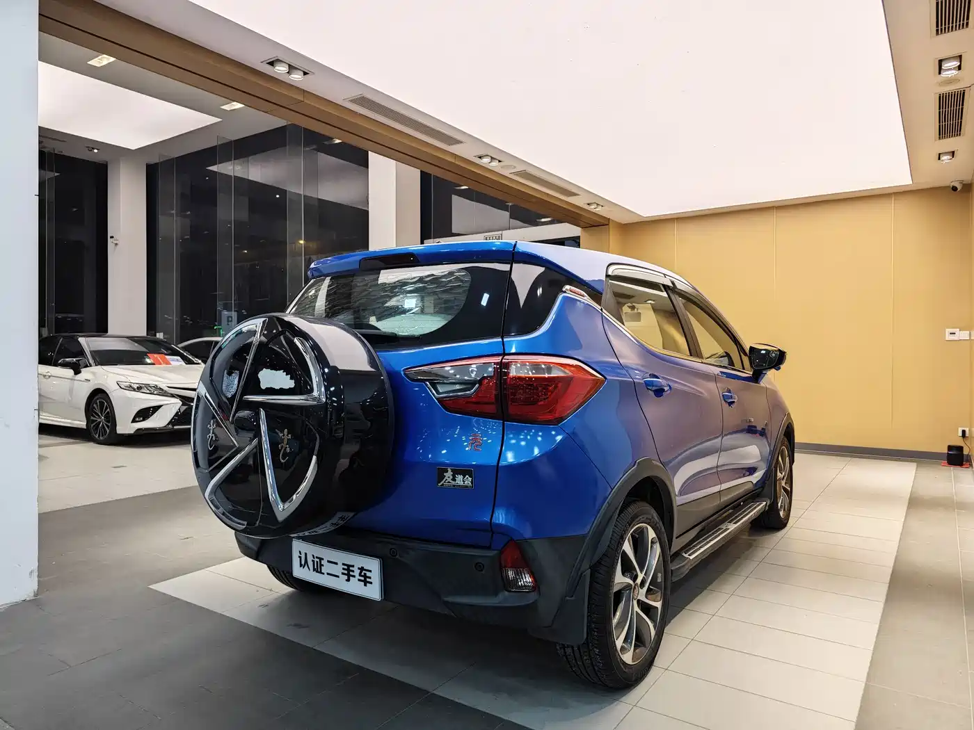 BYD Yuan 2016 1.5L Automatic Luxury фото 27