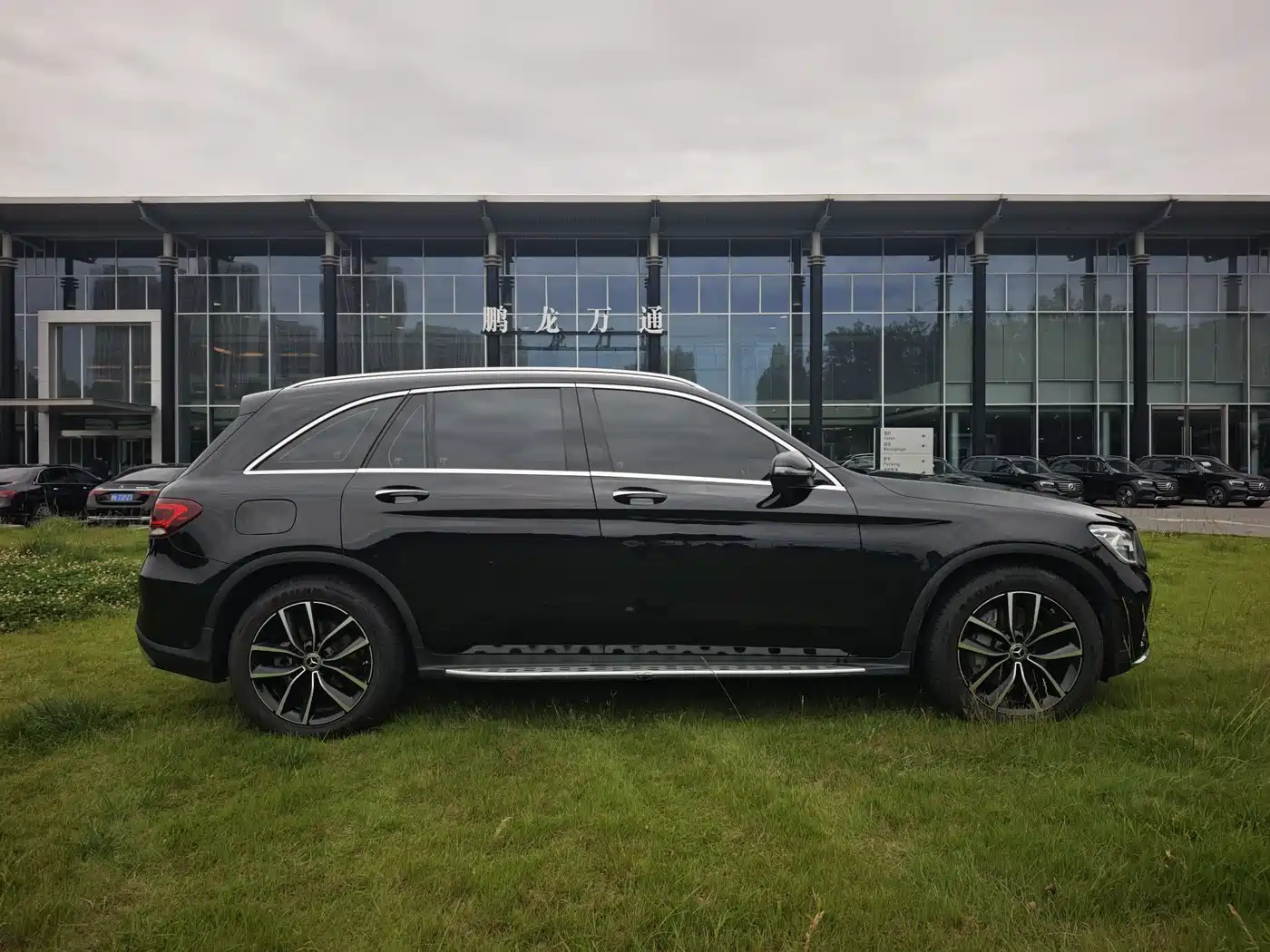 Mercedes-Benz GLC 2022 Model GLC 300 L 4MATIC Dynamic Edition фото 4