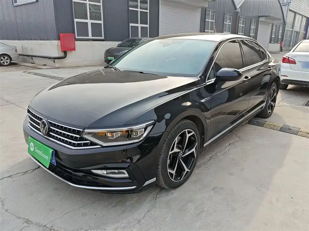 Volkswagen Magotan 2023 Model 2 Million Commemorative Edition 330TSI DSG Luxury