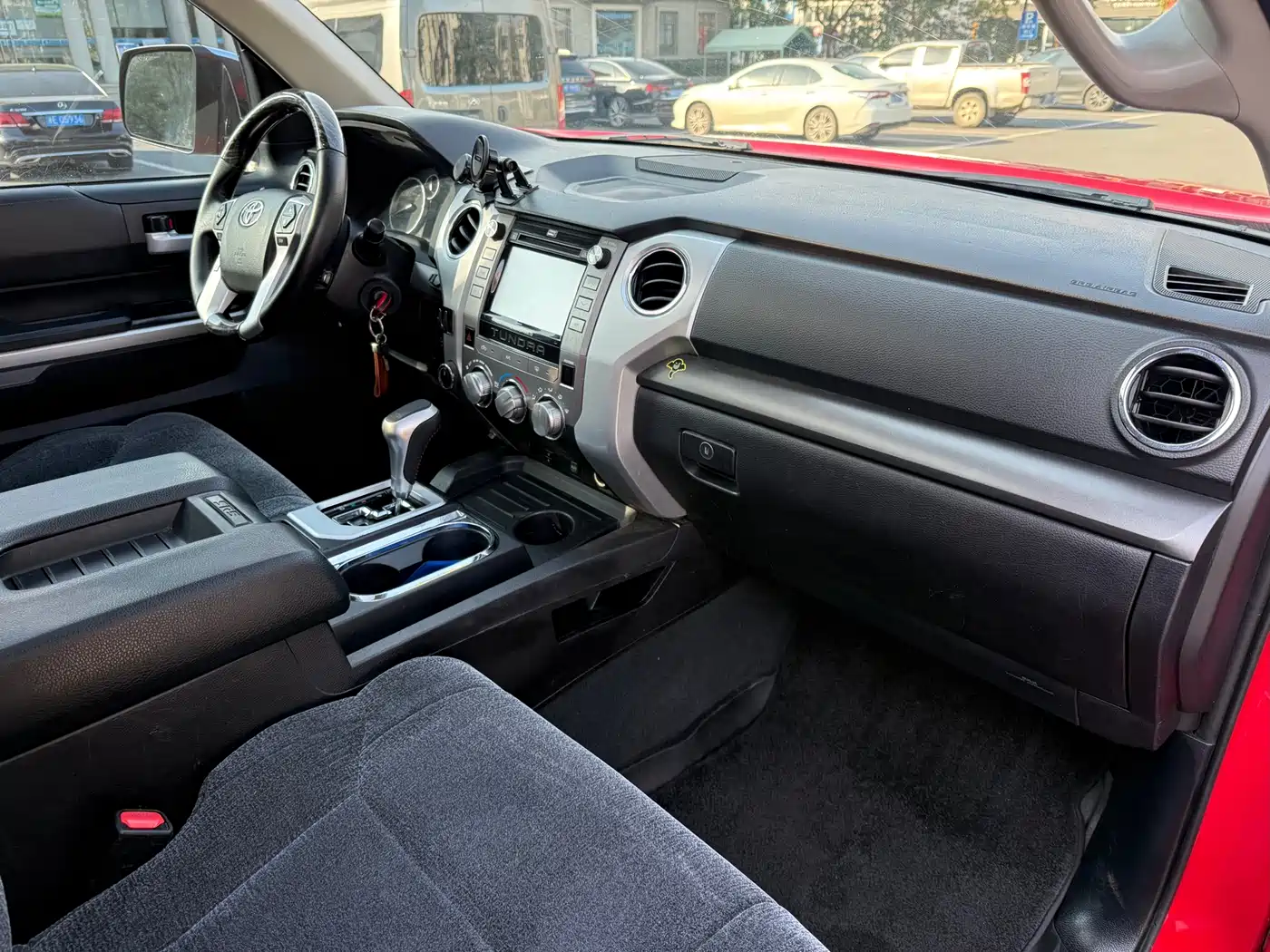 Toyota Tundra 2014 5.7L TRD Pro фото 5