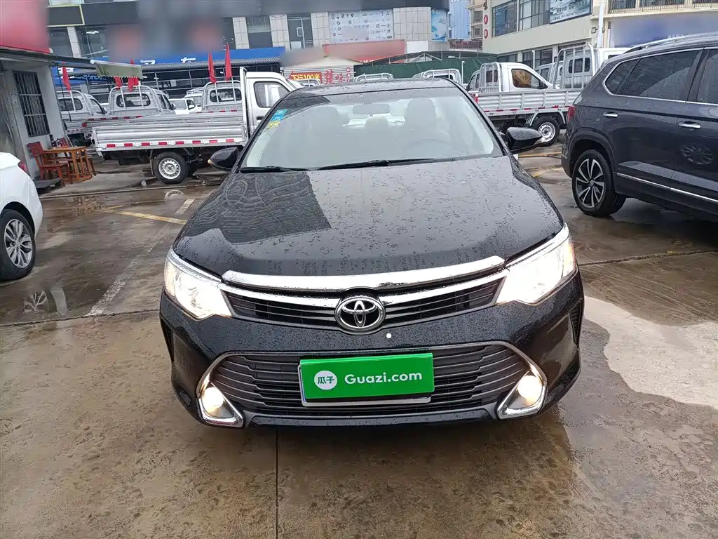 Toyota Camry 2015 2.0G Leading Edition фото 3