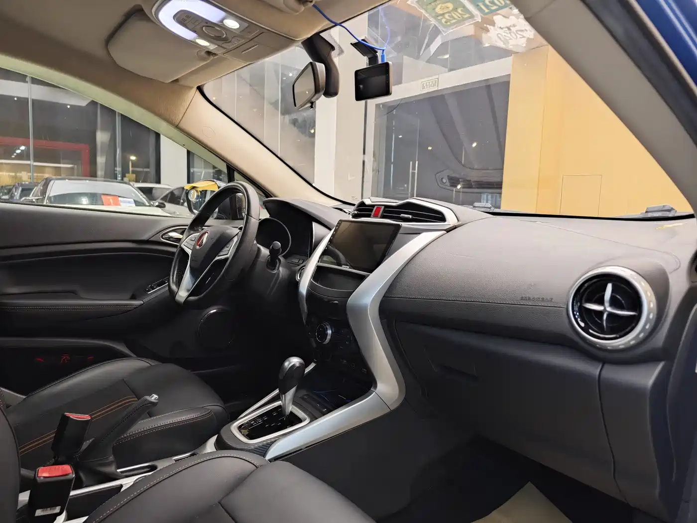 BYD Yuan 2016 1.5L Automatic Luxury фото 29