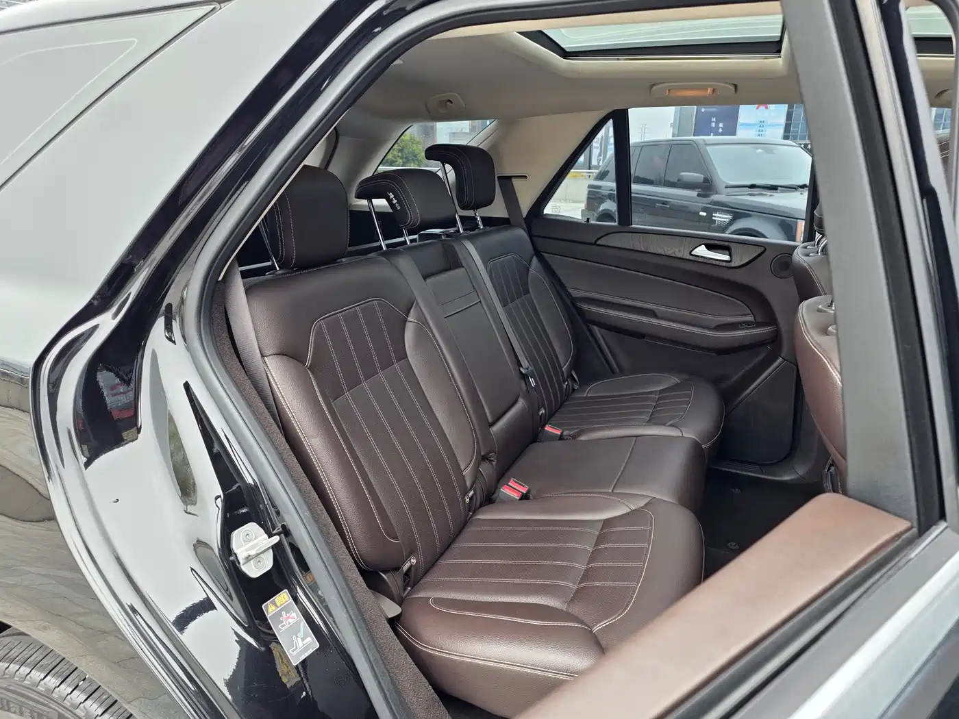 Mercedes-Benz GLE 2017 GLE 320 4MATIC Luxury фото 13