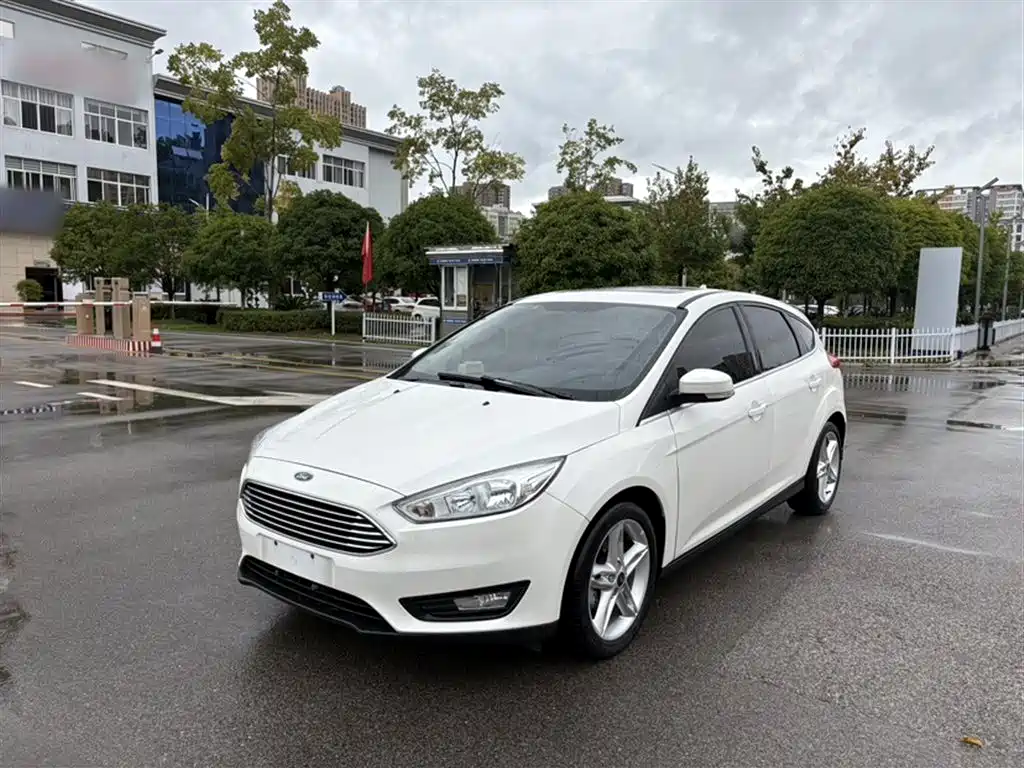 Ford Focus 2020 Hatchback Classic 1.5L Auto Trend
