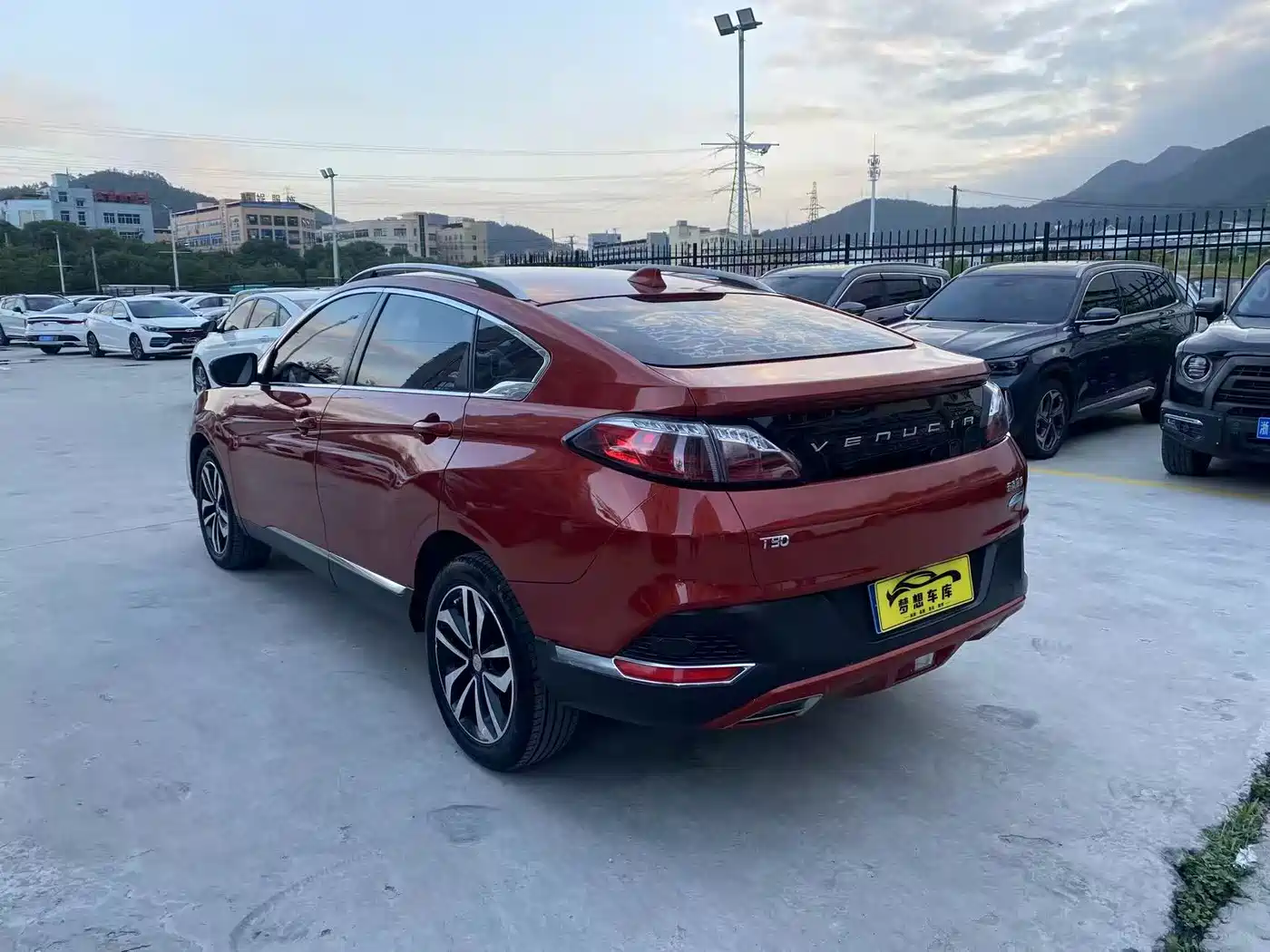 Venucia T90 2018 2017 2.0L CVT Smart Edition