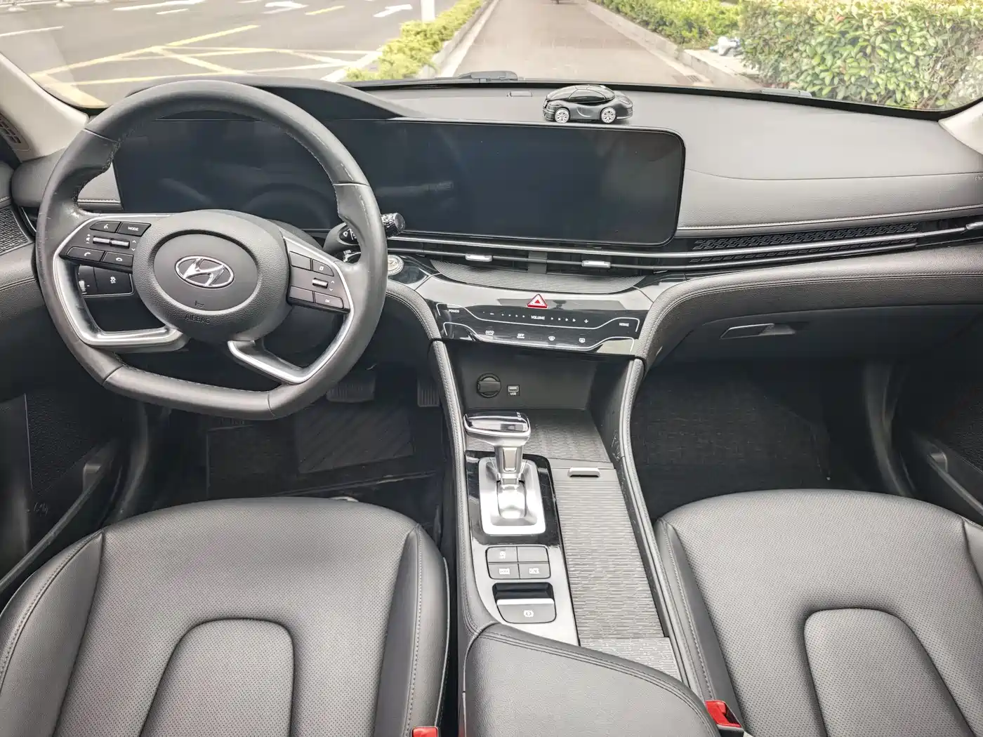Hyundai Mistra 2021 1.8L CVT GLX Elite фото 6