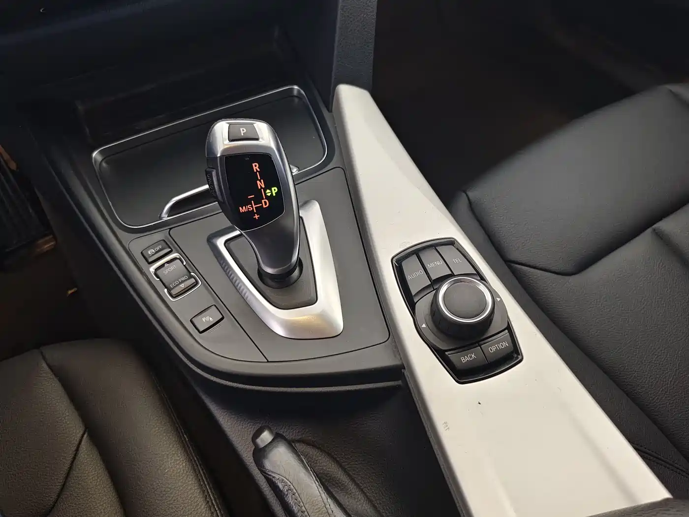 BMW 3 Series GT 2016 320i Fashion Style фото 12